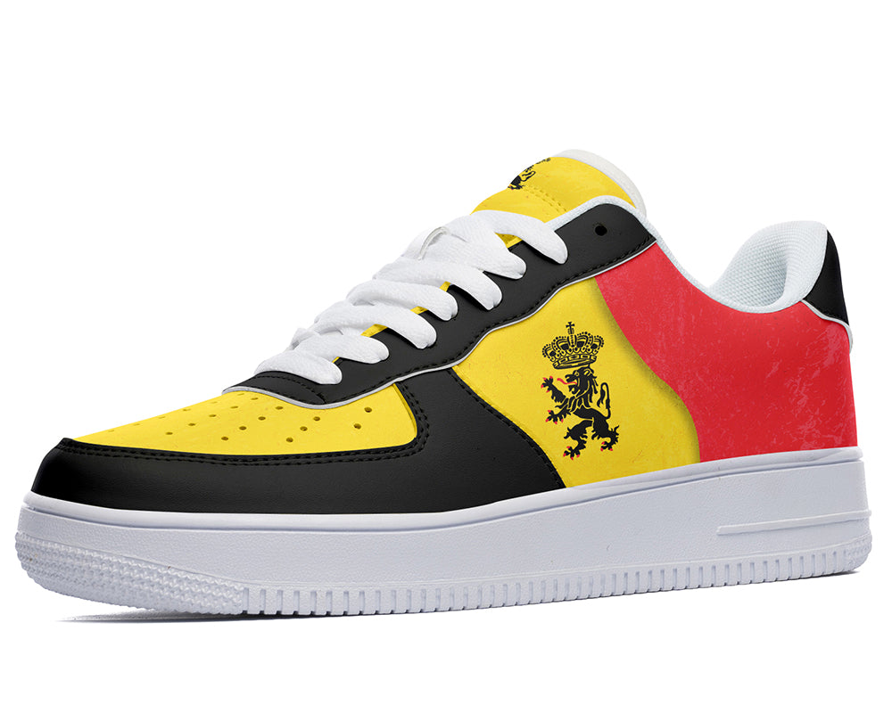 Belgian Flag Sneakers: Belgian Flag Pattern Court Sneakers