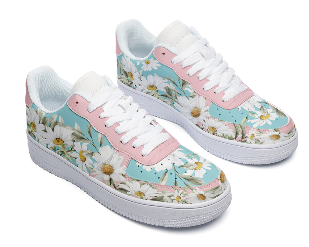 Daisy Sneakers: Daisy Flower Pattern Court Sneakers