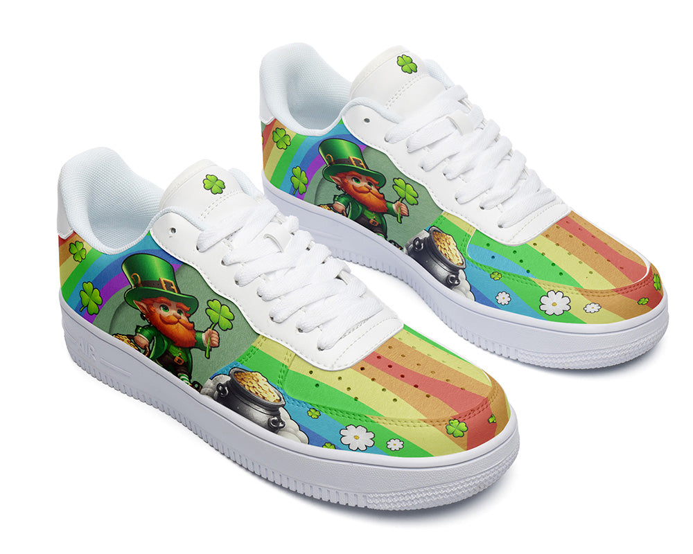 Saint Patrick Sneakers: Leprechaun and Rainbow Illustration Court Sneakers