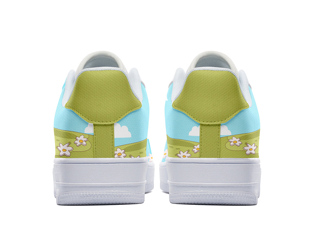 Caterpillar Sneakers: Cute Caterpillar Illustration Court Sneakers