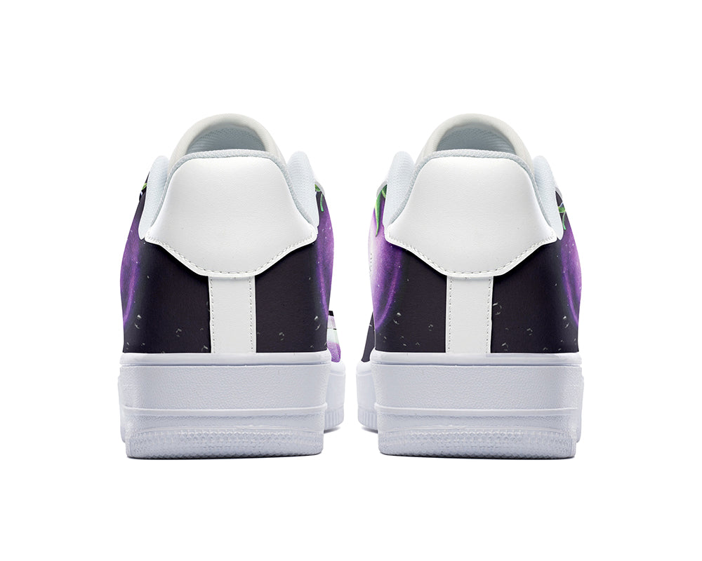 Eggplant Sneakers: Eggplant Pattern Court Sneakers