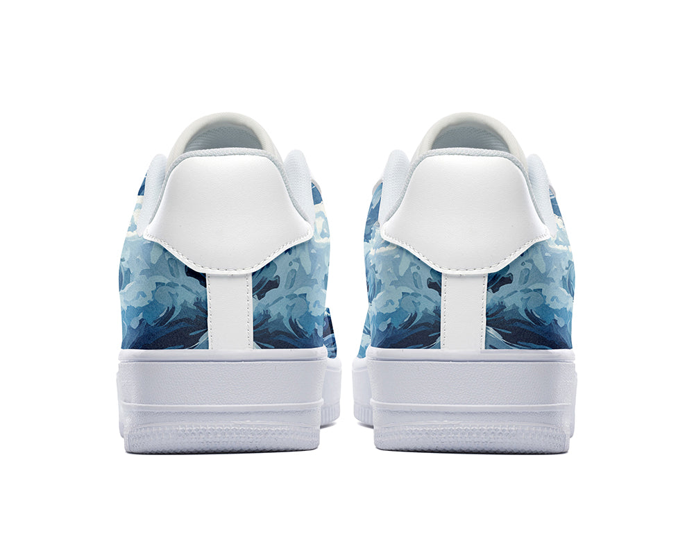 Ocean Wave Sneakers: Ocean Wave Illustration Court Sneakers