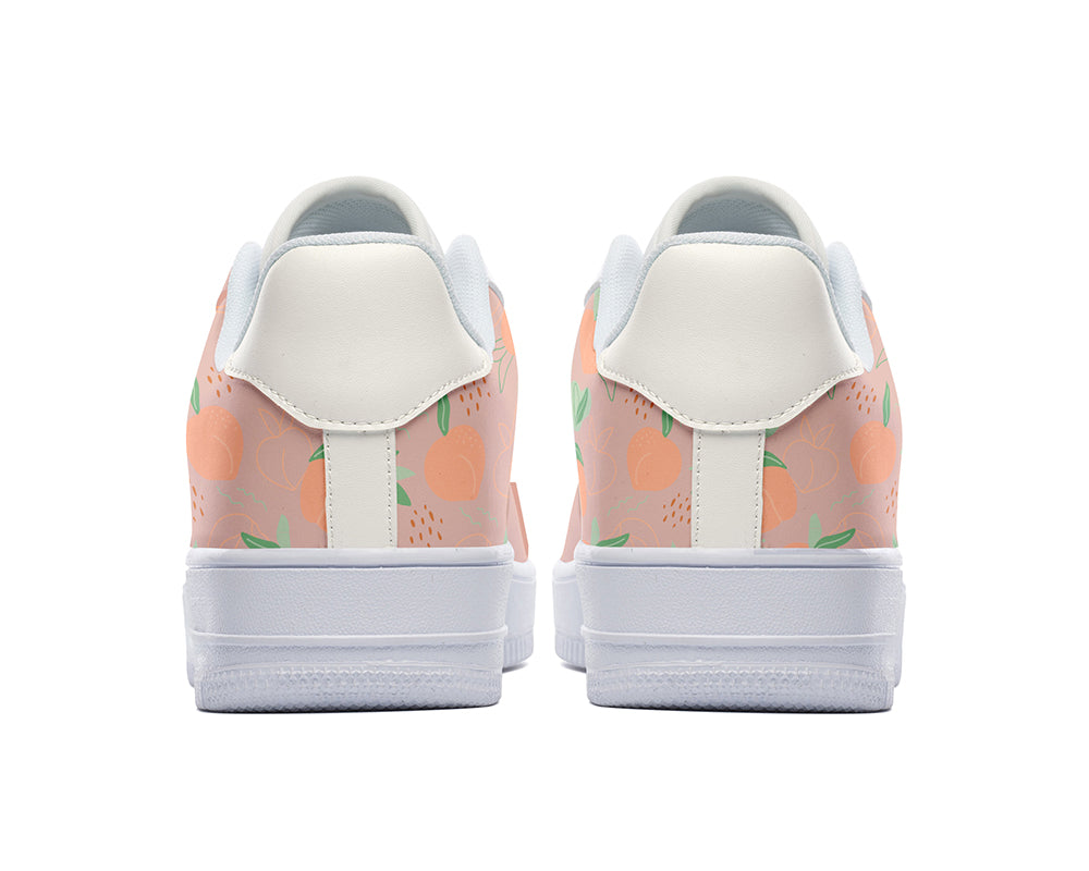 Peach Fruit Sneakers: Peach Pattern Court Sneakers