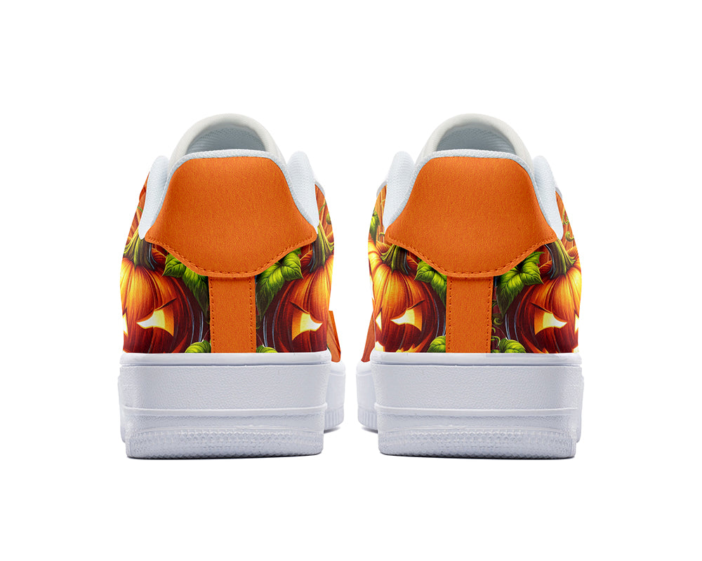 Halloween Sneakers: Jack-O-Lantern Pumpkin Pattern Court Sneakers