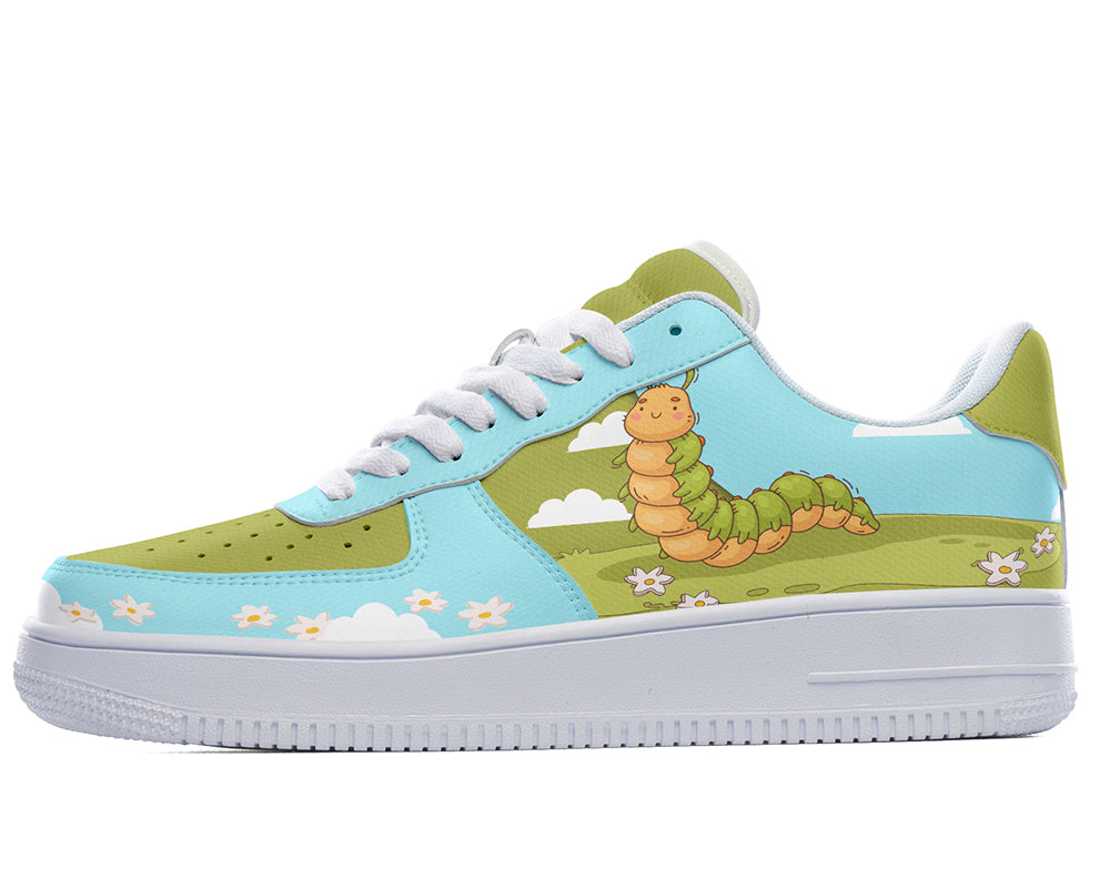 Caterpillar Sneakers: Cute Caterpillar Illustration Court Sneakers