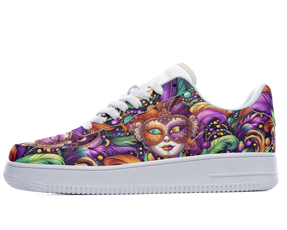 Mardi Gras Sneakers: Mardi Gras Carnival Pattern Court Sneakers