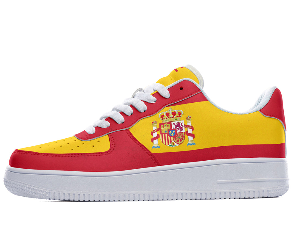 Spanish Flag Sneakers: Spanish Flag Pattern Court Sneakers