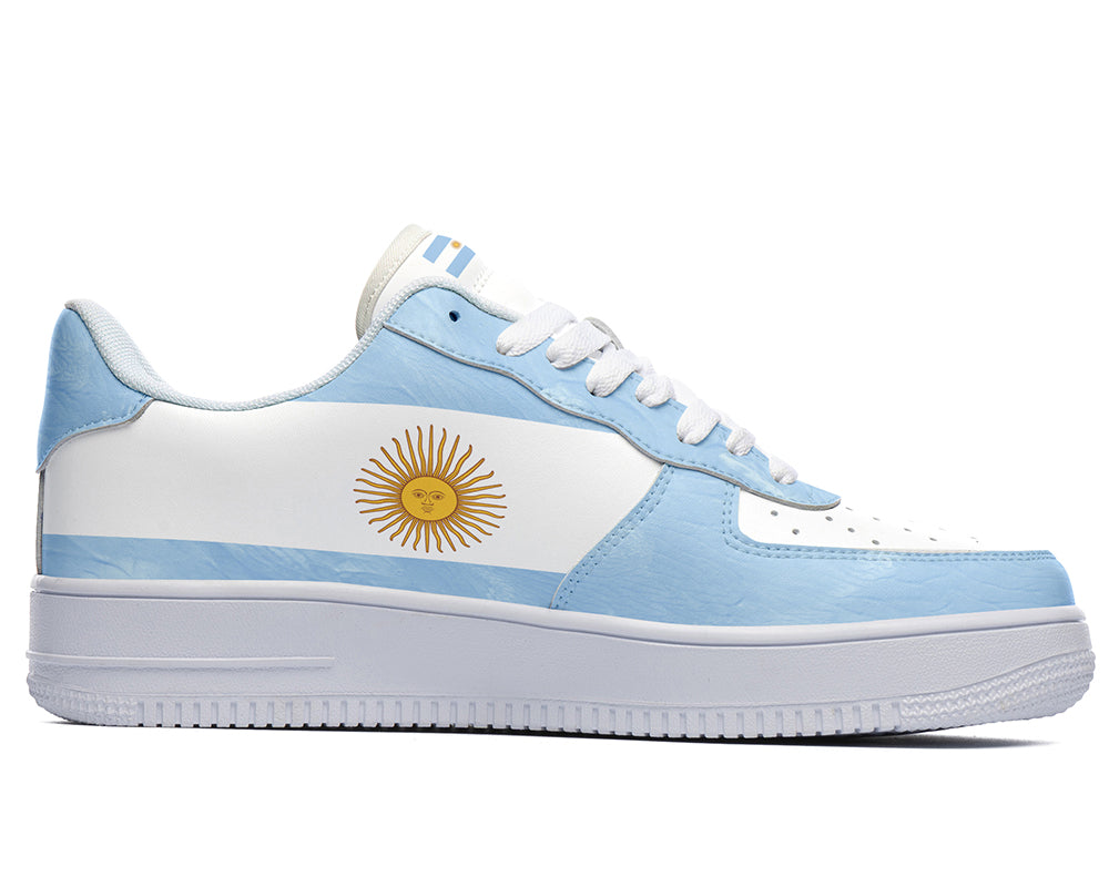 Argentinian Flag Sneakers: Argentinian Flag Pattern Court Sneakers