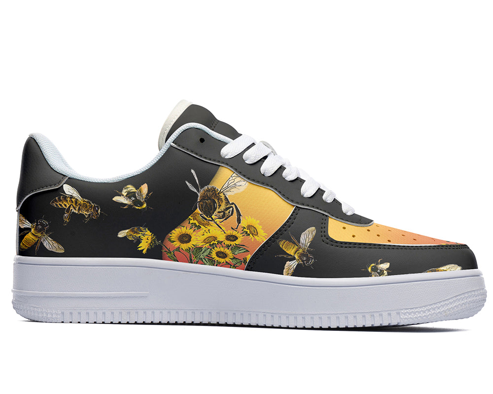 BEES SNEAKERS