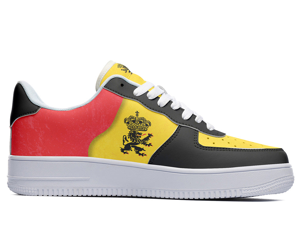 Belgian Flag Sneakers: Belgian Flag Pattern Court Sneakers