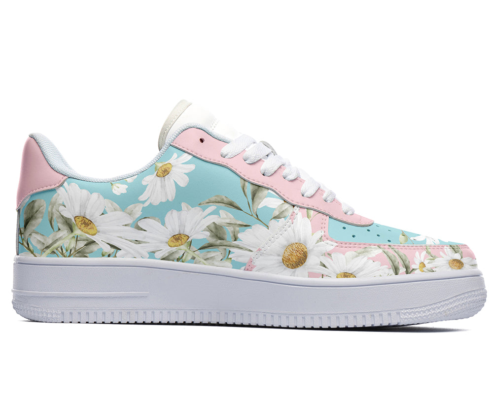Daisy Sneakers: Daisy Flower Pattern Court Sneakers