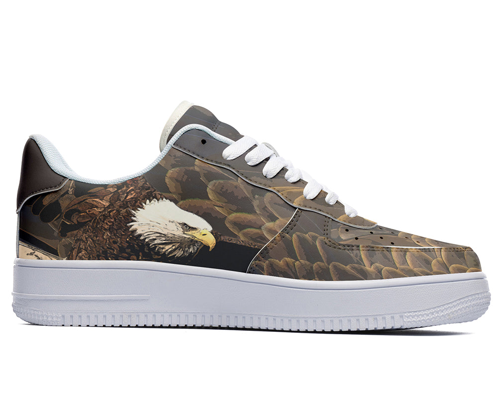 Eagle Sneakers: Bald Eagle Illustration Court Sneakers