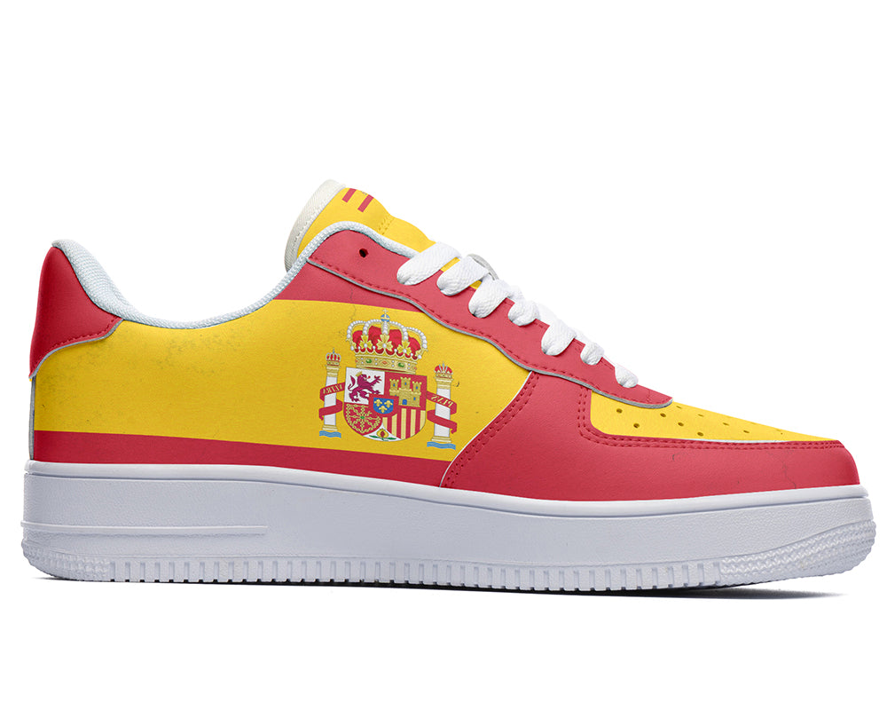 Spanish Flag Sneakers: Spanish Flag Pattern Court Sneakers