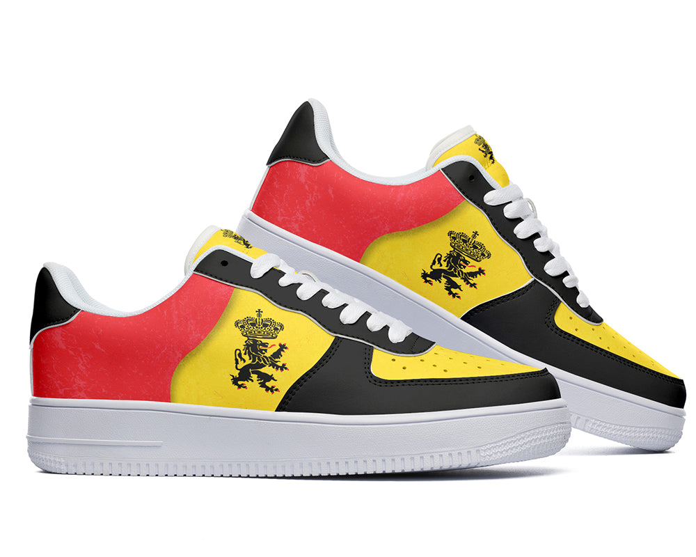 Belgian Flag Sneakers: Belgian Flag Pattern Court Sneakers