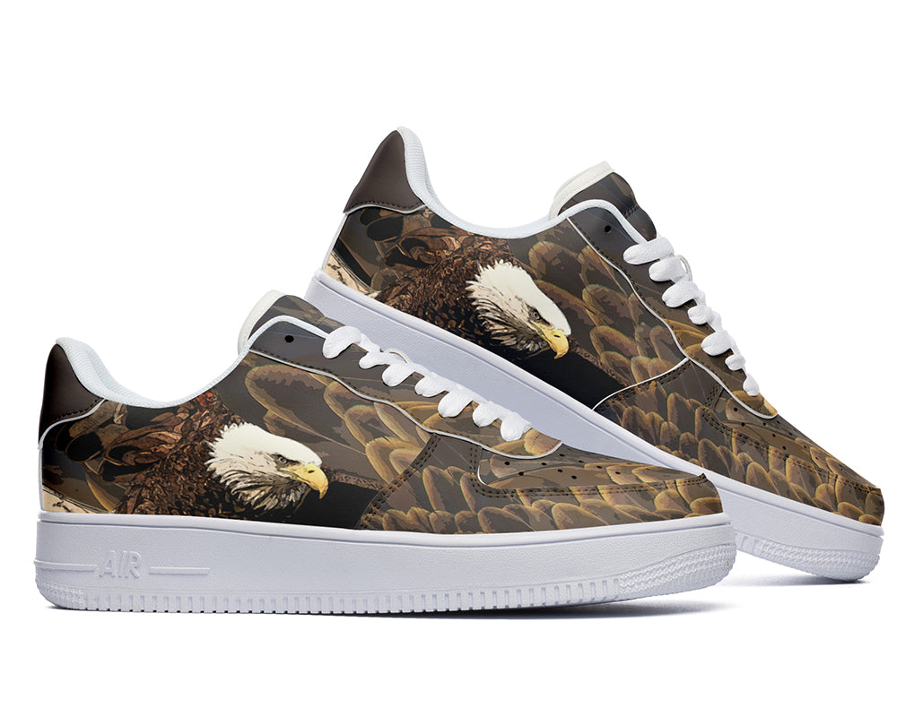 Eagle Sneakers: Bald Eagle Illustration Court Sneakers