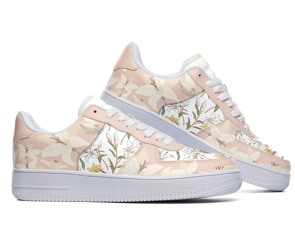 Lily Sneakers: Lily Flower Pattern Court Sneakers