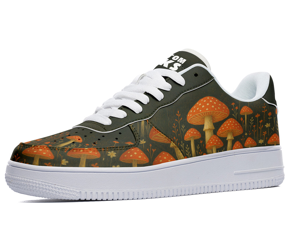 Toadstool Sneakers: Red Toadstool Mushroom Pattern Court Sneakers