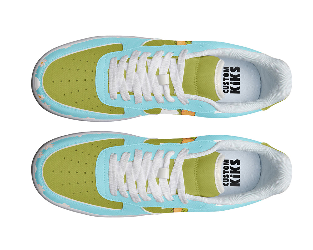 Caterpillar Sneakers: Cute Caterpillar Illustration Court Sneakers