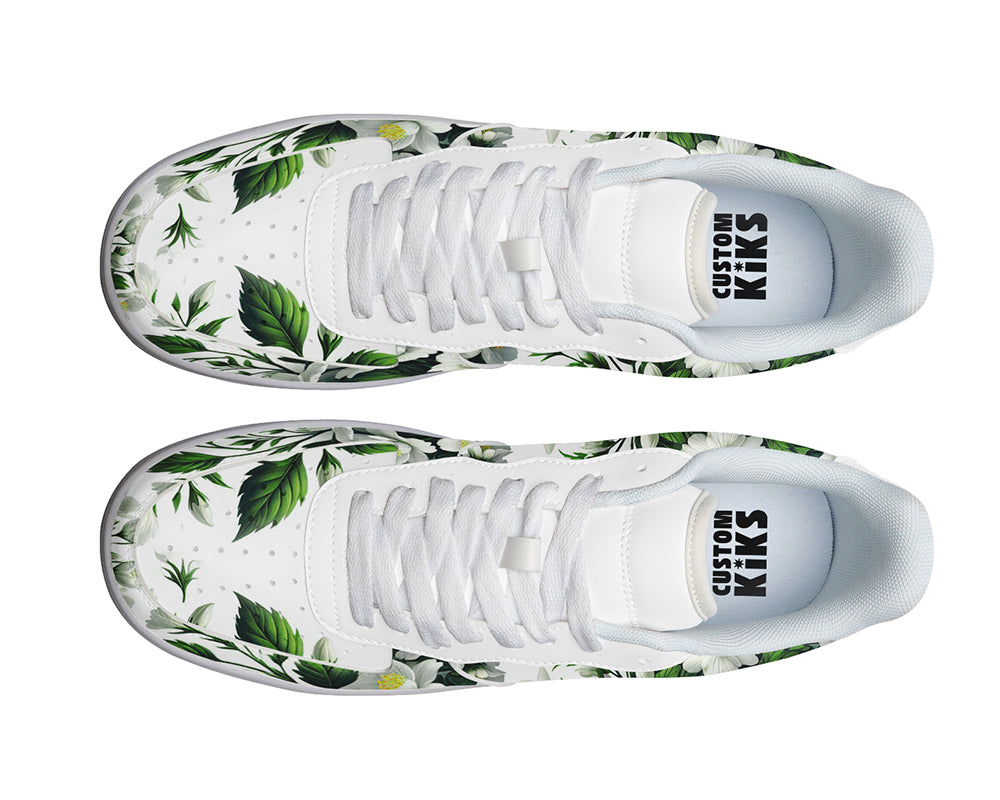 Jasmine Sneakers: Jasmine Flower Pattern Court Sneakers