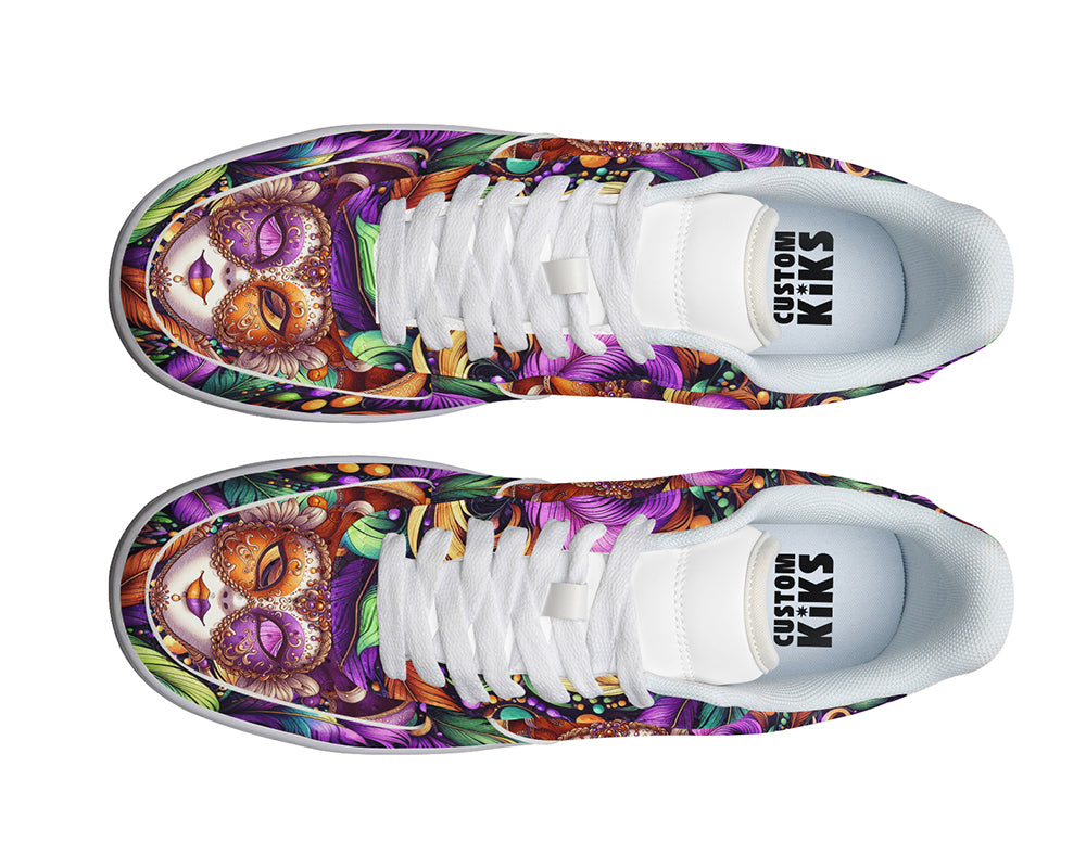 Mardi Gras Sneakers: Mardi Gras Carnival Pattern Court Sneakers