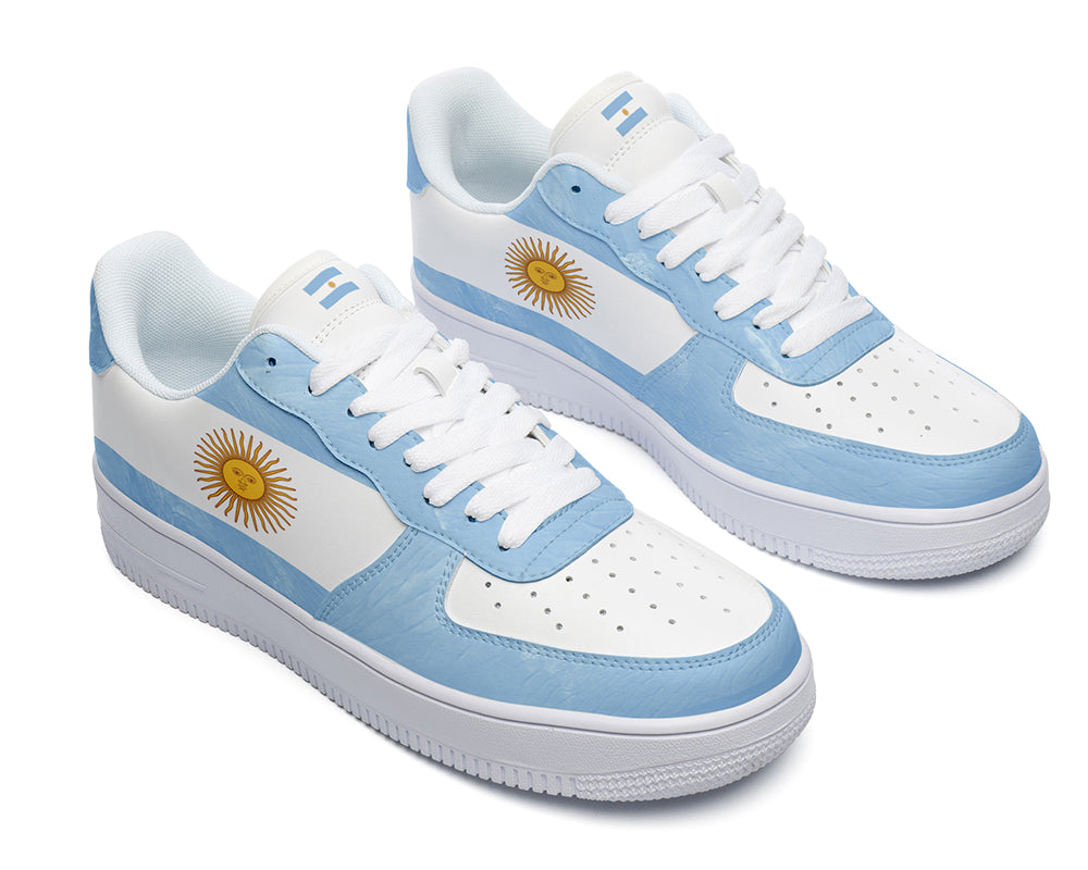 Argentinian Flag Sneakers: Argentinian Flag Pattern Court Sneakers