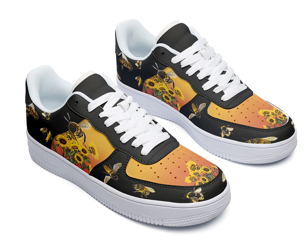 BEES SNEAKERS