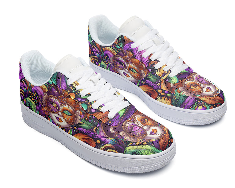 Mardi Gras Sneakers: Mardi Gras Carnival Pattern Court Sneakers