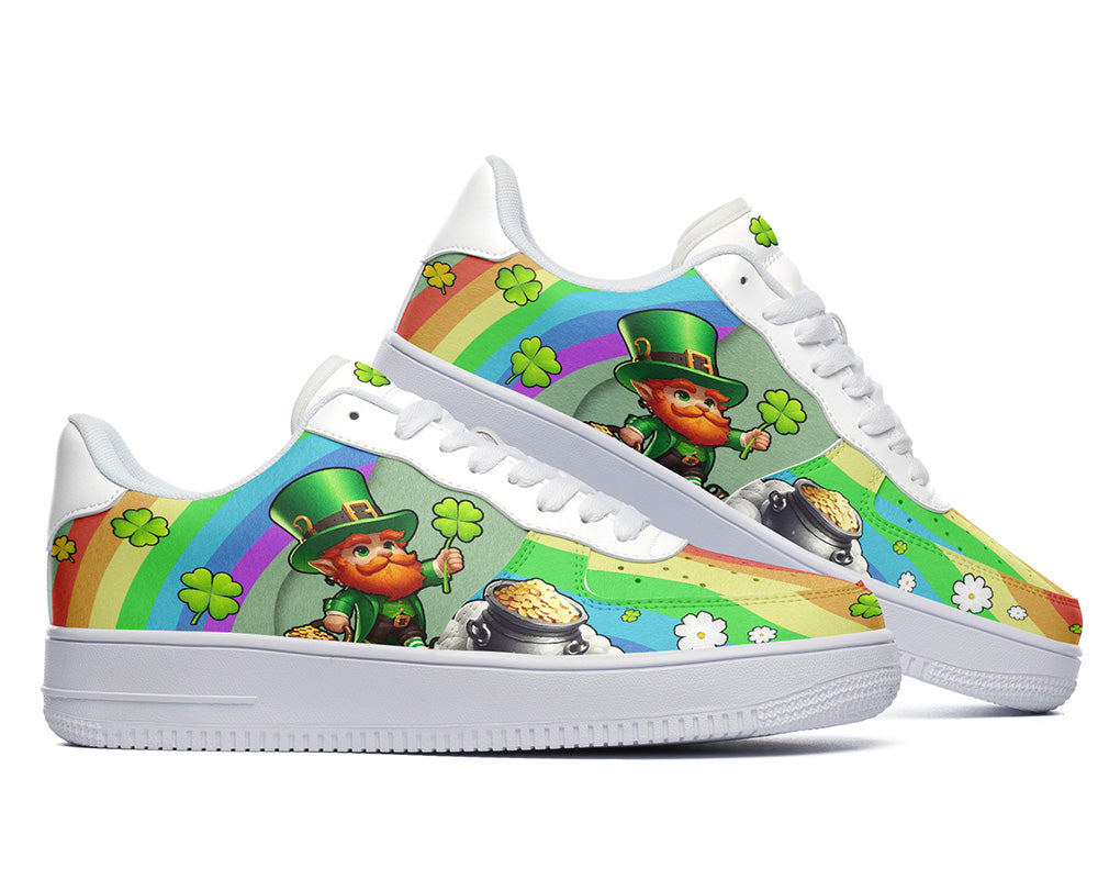 Saint Patrick Sneakers: Leprechaun and Rainbow Illustration Court Sneakers