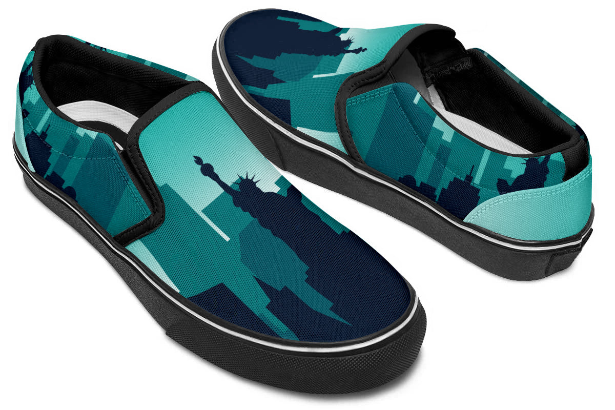New York Sneakers: New York Skyline Pattern Slip On Sneakers