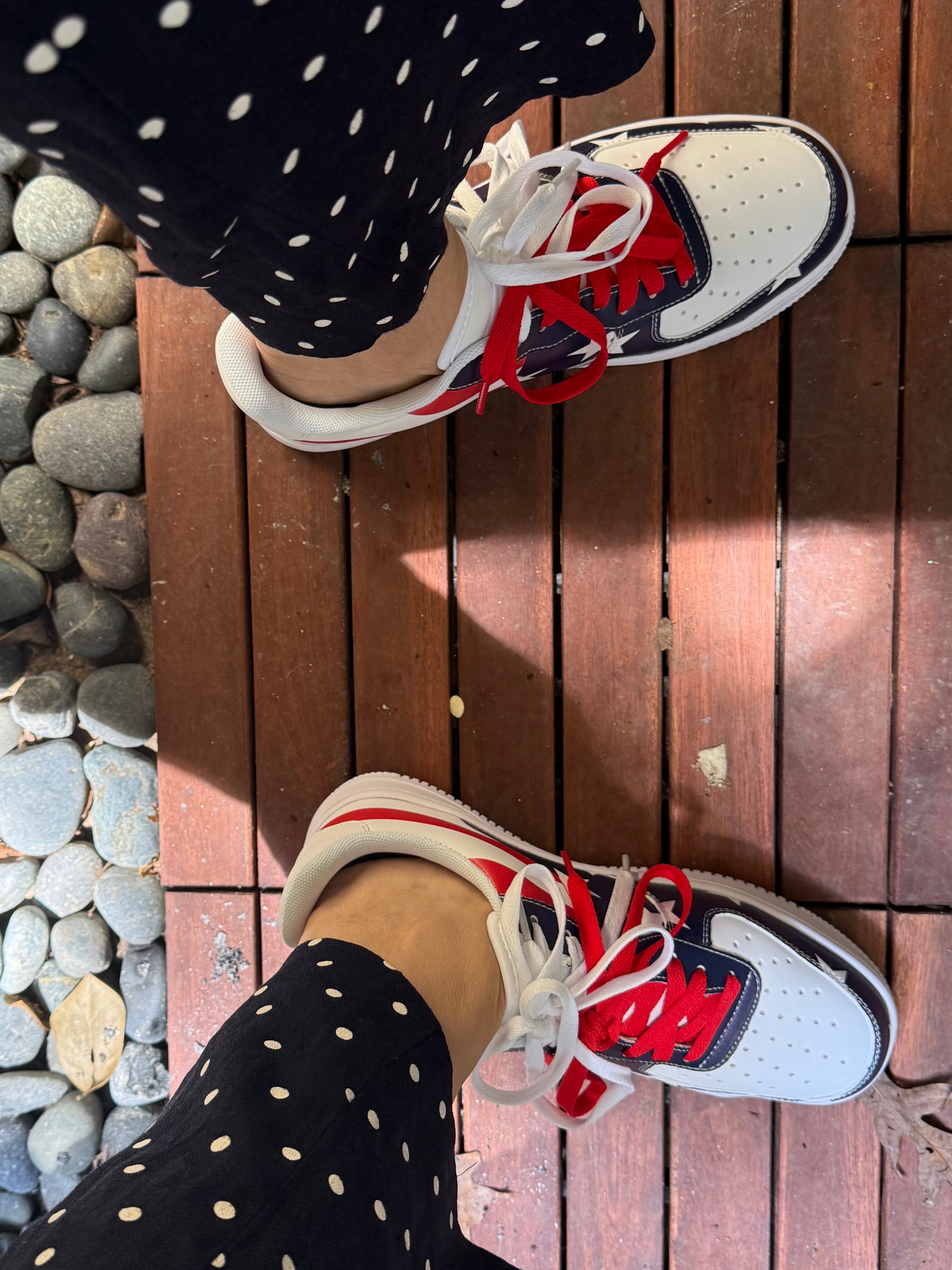 USA 1 SNEAKERS