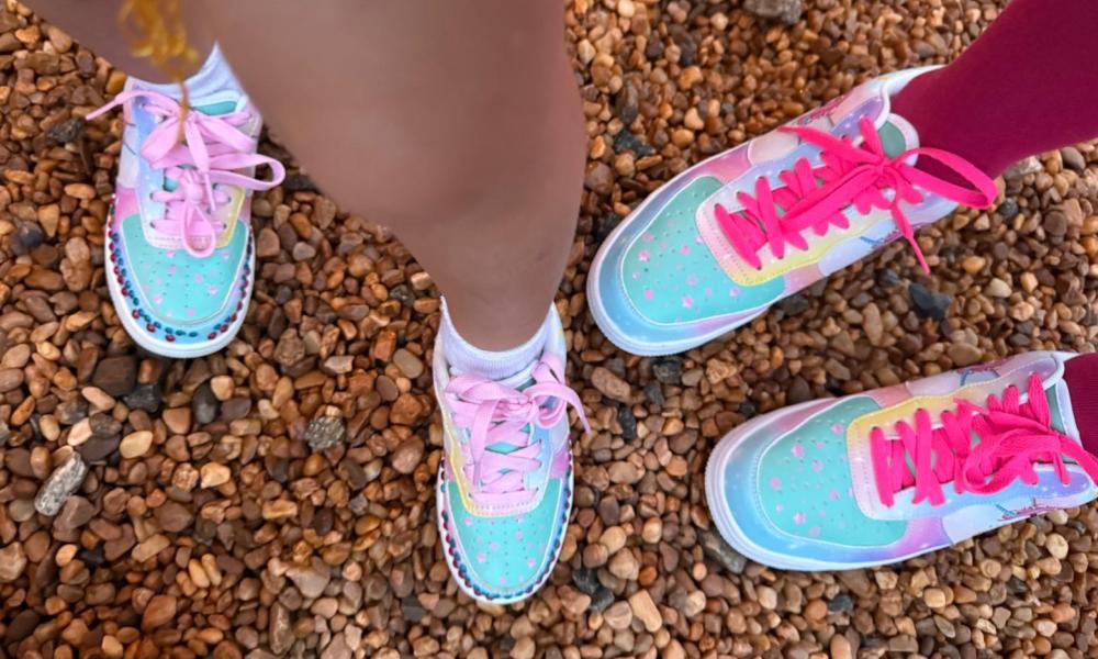 Unicorn Sneakers: Cute Unicorn Illustration Court Sneakers